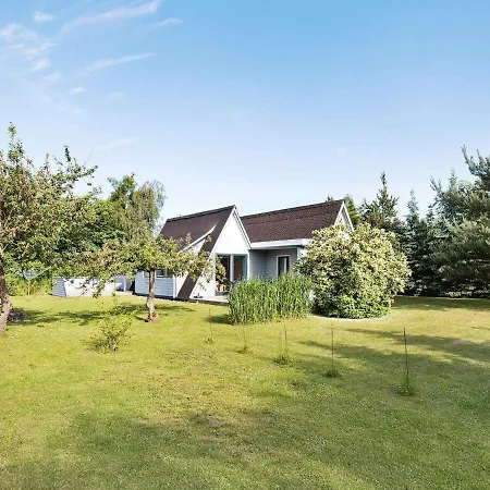 Holiday home Three-bedroom Holiday In 2 *